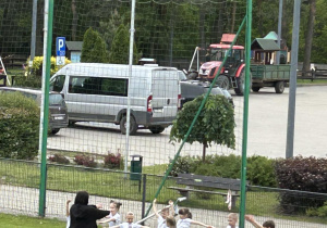 Rozgrzewka na nauczycielem.