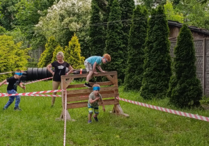 Przejście przez płotki