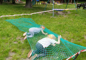 Przejście pod sitką