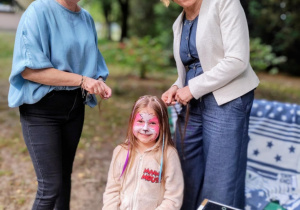 Kolorowa głowa - piknik rodzinny.