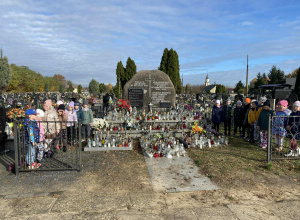 Wycieczka na cmentarz