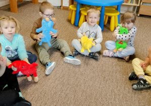 Dzieci podczas zajęć