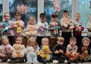 wspólne zdjęcie z misiami