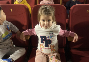 Dzieci w kinie Spójnia
