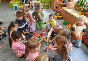 Wspólna zabawa tematyczna- ślub.