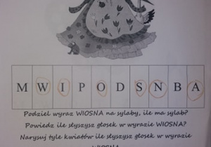 Lena z grupy 7 pracuje z literkami