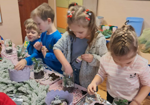 Dzieci tworzą swoje kompozycje