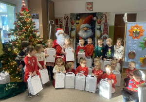 wspólne zdjęcie z Mikołajem