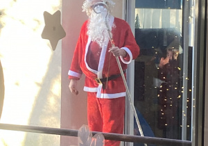 Mikołaj za oknem