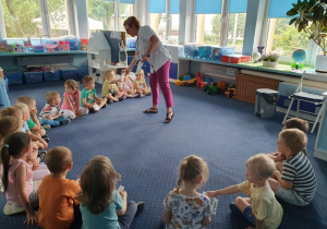 Zajęcia edukacyjne z pielęgniarką.