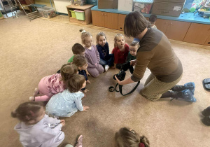 Zajęcia edukacyjne z fotografem.