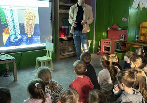 Zajęcia edukacyjne z jubilerem.