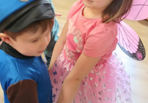 tańce i zabawy karnawałowe