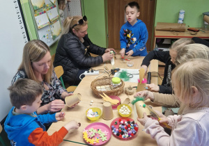 Wycinamy, przyklejamy, tworzymy