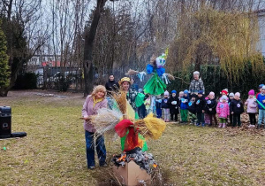 Palenie Marzanny w ogrodzie