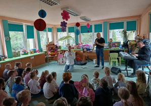 Spotkanie muzyczne z panem Feliksem.